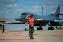 Mỹ khôi phục thành công oanh tạc cơ B-1B Apocalypse II từ 'nghĩa địa'