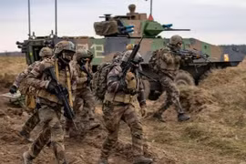 Đòn răn đe hạt nhân của Nga khiến NATO từ bỏ kế hoạch phong tỏa Kaliningrad?