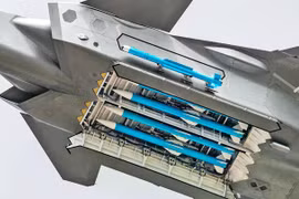 Vì sao Mỹ lại lo ngại về tên lửa tầm xa PL-17?