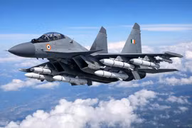 Tiêm kích Su-30MKI tấn công cực mạnh nhờ tên lửa RVV-BD