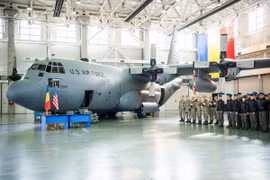 Mỹ cung cấp miễn phí vận tải cơ C-130H Hercules cho đối tác