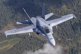 Phần Lan giao tiêm kích F/A-18 Hornet cùng tên lửa tầm bắn 370 km cho Ukraine?