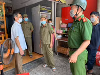 [Ảnh] Chủ động, quyết tâm chặn dịch bằng nhiều biện pháp quyết liệt