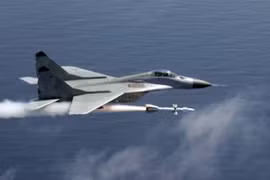 MiG-29 và tên lửa tầm xa: Máy bay cũ thích nghi với chiến tranh mới ra sao?