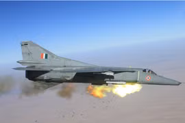 Pháo 30 mm của cường kích MiG-27 mạnh đến mức nào?