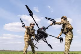 Quyết định siết Starlink như 'giáng đòn hạt nhân chiến thuật' vào Ukraine