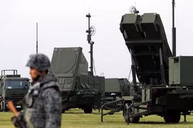 Iran tuyên bố ‘chọc mù’ radar Patriot tại căn cứ Hạm đội 5 của Mỹ