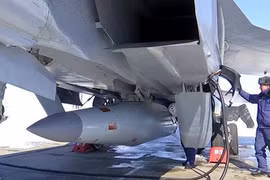 ‘Sát thần’ Kinzhal cùng UAV tạo sức ép chưa từng có lên phòng không Ukraine