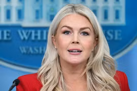 Phát ngôn viên Leavitt sẽ gia nhập ‘siêu ủy ban’ ủng hộ ông Trump