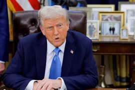 Ông Trump yêu cầu châu Âu hoàn trả tiền Mỹ viện trợ Ukraine