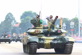 Xe tăng T-90SK: Vì sao xe chỉ huy cần nhiều thiết bị hơn?