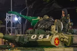 Xe tăng chủ lực T-90S của Việt Nam và bài toán tác chiến ban đêm