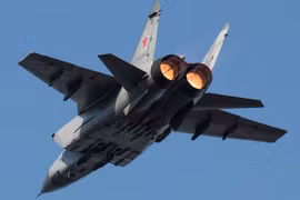 MiG-31: Vì sao Liên Xô tạo ra tiêm kích đánh chặn lớn đến vậy?