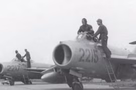 MiG-19: Chiếc tiêm kích siêu thanh đầu tiên của Liên Xô có gì đặc biệt?