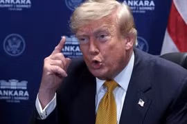 Ông Trump cân nhắc ‘đòn đánh lớn chưa từng thấy’ nhằm vào Iran