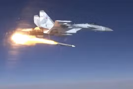 Su-35S Nga được cho là đã hạ MiG-29 Ukraine khi đang thả bom lượn