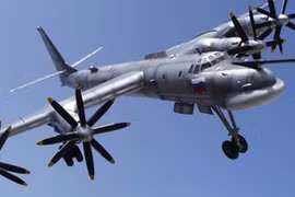 Tu-95: Vì sao Liên Xô chọn động cơ cánh quạt khi máy bay phản lực đang lên ngôi?