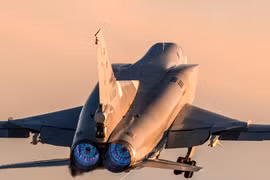 Oanh tạc cơ Tu-22M2: ‘Backfire’ trở thành mối đe dọa lớn với NATO
