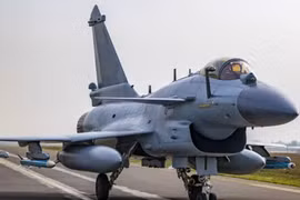J-10C: Vì sao đây mới là phiên bản quan trọng nhất của dòng J-10?