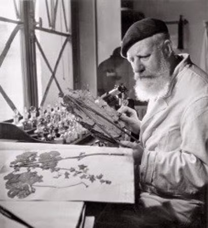 Nhà thực vật học người Pháp André Guillaumin (André Louis Joseph Edmond Armand Guillaumin)