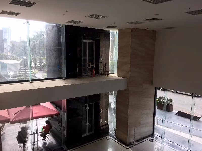 Thang máy mà chủ đầu tư Golden Land lắp đặt khiến 1 cư dân bị ngã là sai phép