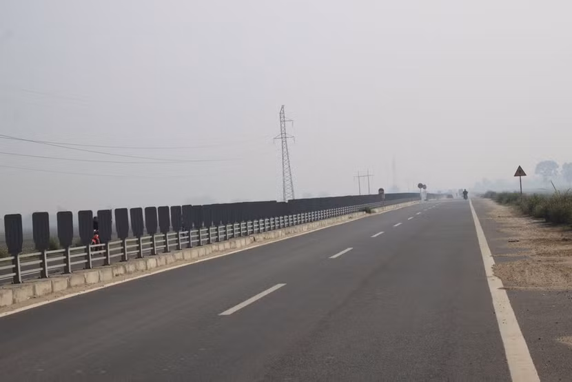 Quốc lộ 2 đoạn tránh TP Vĩnh Yên bị phản ánh mất ATGT dù cơ quan chức năng nhiều lần nhắc nhở