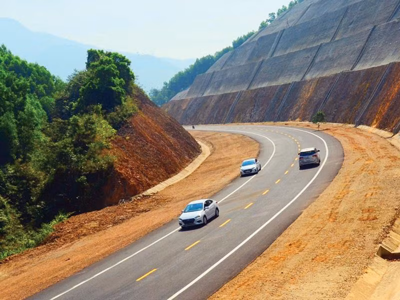 Nhiều gói thầu cao tốc Bắc- Nam đoạn Mai Sơn-QL45 được đồng loạt triển khai
