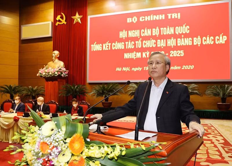 Ông Trần Quốc Vượng, Ủy viên Bộ Chính trị, Thường trực Ban Bí thư phát biểu tại Hội nghị. (Ảnh: Trí Dũng/TTXVN)
