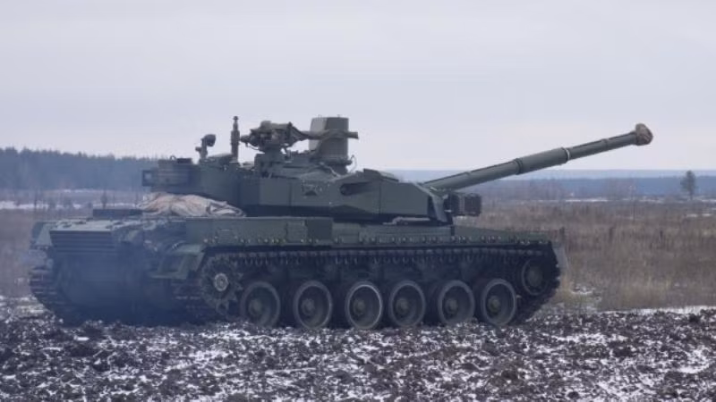 Ukraine triển khai xe tăng đến khu vực Luhansk tập trận