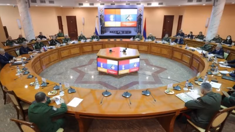 Matxcơva, Yerevan ký các văn bản về quy định hành động của lực lượng gìn giữ hòa bình Nga ở Karabakh