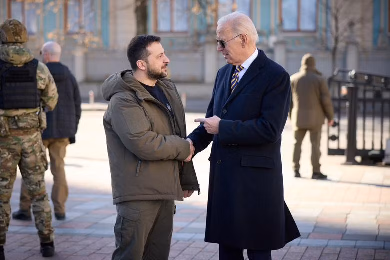Tổng thống Mỹ Joe Biden gặp người đồng cấp Ukraine Volodymyr Zelensky tại Kiev Tổng thống Mỹ Joe Biden gặp người đồng cấp Ukraine Volodymyr Zelensky tại Kiev