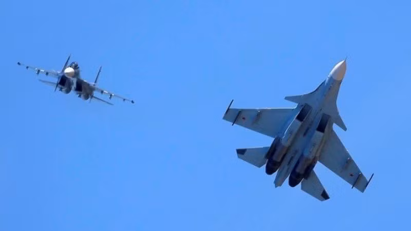 Nga điều chiến đấu cơ Su-27 đánh chặn máy bay NATO áp sát biên giới, ngày 7-9-2020