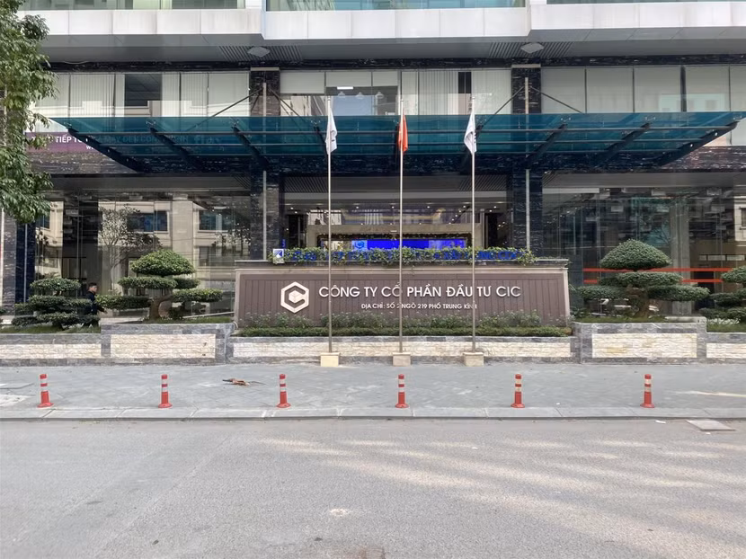 CIC Invest vừa bị Bộ GTVT cấm cửa 3 năm do có hành vi gian lận trong đấu thầu CIC Invest vừa bị Bộ GTVT cấm cửa 3 năm do có hành vi gian lận trong đấu thầu