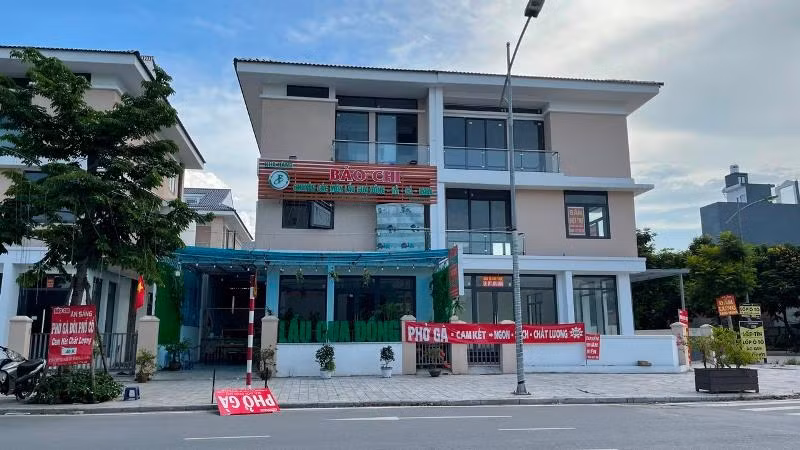 Nhiều căn biệt thự liền kề tại KĐT mới Dương Nội cải tạo, sửa chữa sai thiết kế Nhiều căn biệt thự liền kề tại KĐT mới Dương Nội cải tạo, sửa chữa sai thiết kế