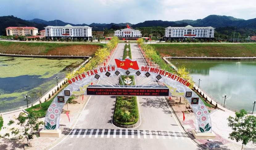 Bộ GTVT ủng hộ chủ trương xây dựng Cảng hàng không Lai Châu theo PPP Bộ GTVT ủng hộ chủ trương xây dựng Cảng hàng không Lai Châu theo PPP
