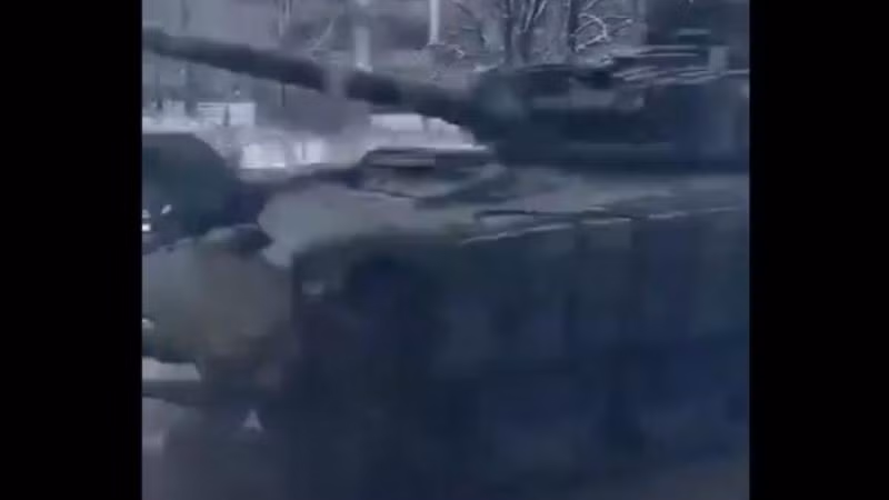 DPR đang triển khai hàng chục xe tăng ở Horlivka