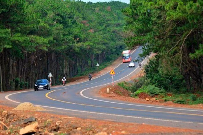 Phê duyệt đường Hồ Chí Minh đoạn Chợ Chu- Ngã ba Trung Sơn rộng 60m