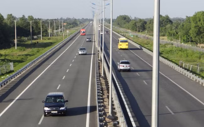 Cao tốc Bắc-Nam đoạn Diễn Châu- Bãi Vọt được liên danh nhà thầu kiến nghị khởi công sớm Cao tốc Bắc-Nam đoạn Diễn Châu- Bãi Vọt được liên danh nhà thầu kiến nghị khởi công sớm