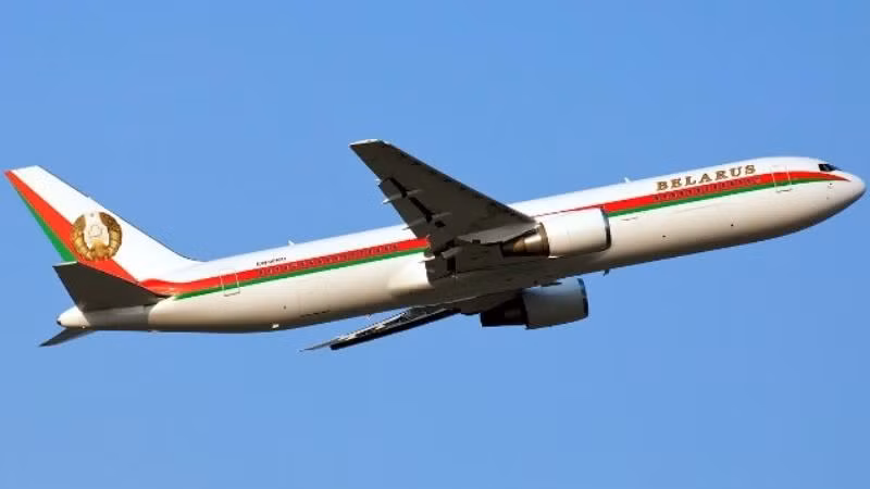 Máy bay Belarus được cho là chở Tổng thống Alexander Lukashenko đến Sochi, Nga, ngày 21-2-2021