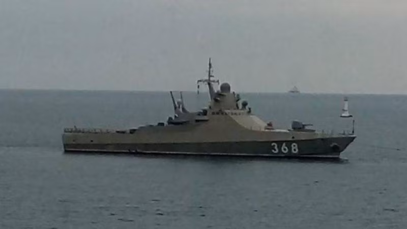 Tàu chiến Dmitry Rogachev của hải quân Nga Tàu chiến Dmitry Rogachev của hải quân Nga