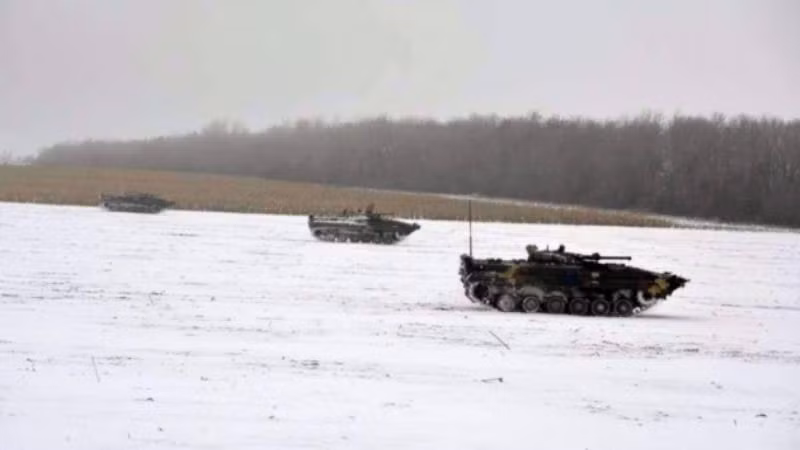Ukraine triển khai nhiều thiết giáp BMP đến Donbass