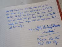 Hai con trai khóc ngất trong đám tang người mẹ lao công bị xe ‘điên’ đâm tử vong
