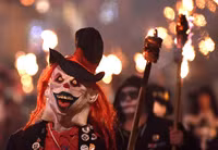 [ẢNH] Những khoảnh khắc ấn tượng trong lễ hội lửa Bonfire Night tại Anh
