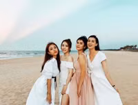 [ẢNH] Trai xinh gái đẹp showbiz hội tụ trong đám cưới 