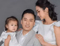 [ẢNH] Những cặp vợ chồng chênh lệch hàng chục tuổi của showbiz Việt nhưng vẫn hạnh phúc bền lâu