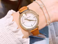[Ảnh] Những món quà tặng 20-10 thiết thực và ý nghĩa nhất