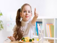 [ẢNH] Những công dụng ít ai ngờ tới của quả dứa