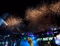 [ẢNH] Đại tiệc pháo hoa rợp trời chào đón năm mới 2019 ở Việt Nam và trên thế giới