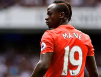 [ẢNH] Chuyển nhượng bóng đá quốc tế ngày 15-7: MU tăng giá bán Pogba