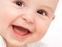 [ẢNH] Những đặc điểm của cha mẹ dễ di truyền cho con cái